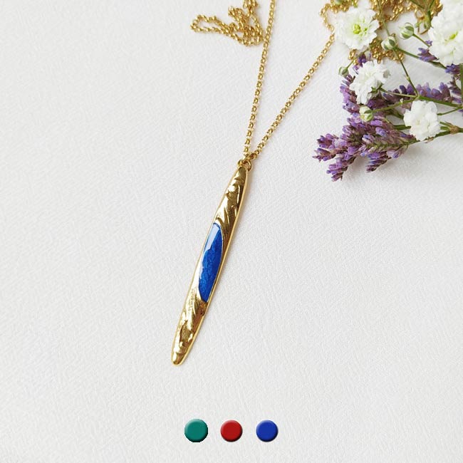 Handmade-gold-long-necklace-women-with-royal-blue-enamel-made-in-France