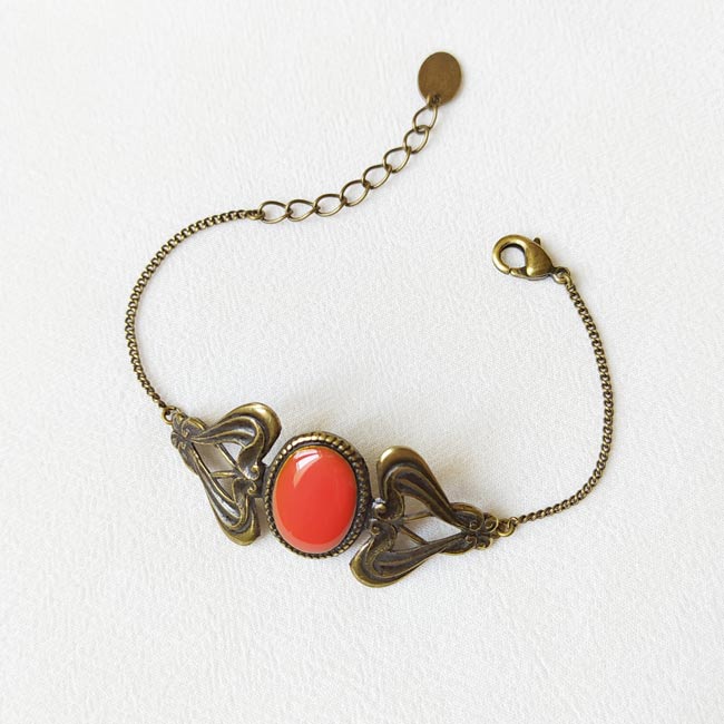 Handmade-bronze-antique-brass-bracelet-for-women-red-enamel-made-in-Paris-France