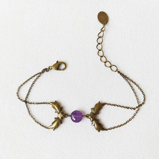 Bracelet-fantaisie-de-créateur-bronze-pierre-amethyste-fait-main-à-Paris