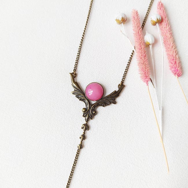 Handmade-fashion-long-necklace-pink-gemstone-handcrafted-in-Paris