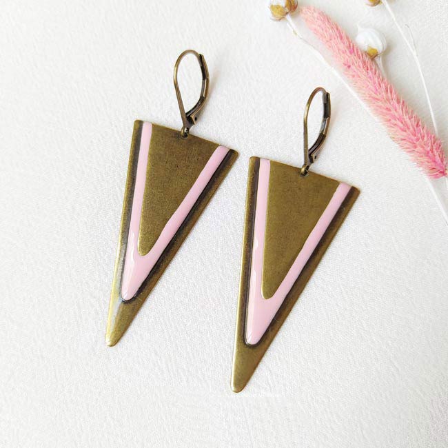 Handmade-antique-brass-earrings-for-women-with-pink-triangle-earrings-made-in-France