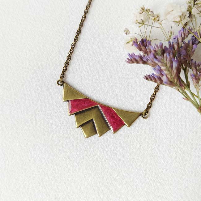 Handmade-antique-brass-necklace-for-women-with-plum-enamel-made-in-France