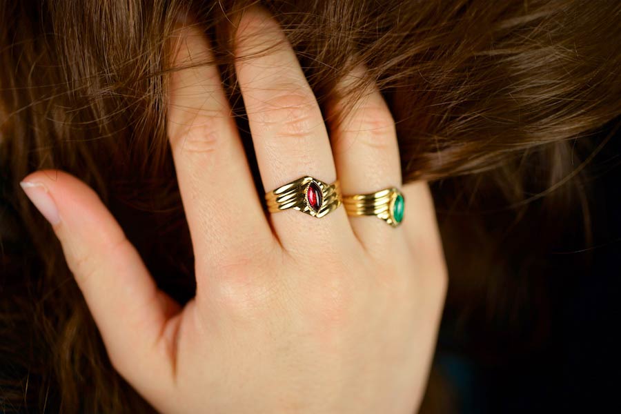 Handmade-costume-fashion-ring-for-women-in-gold-with-gemstones