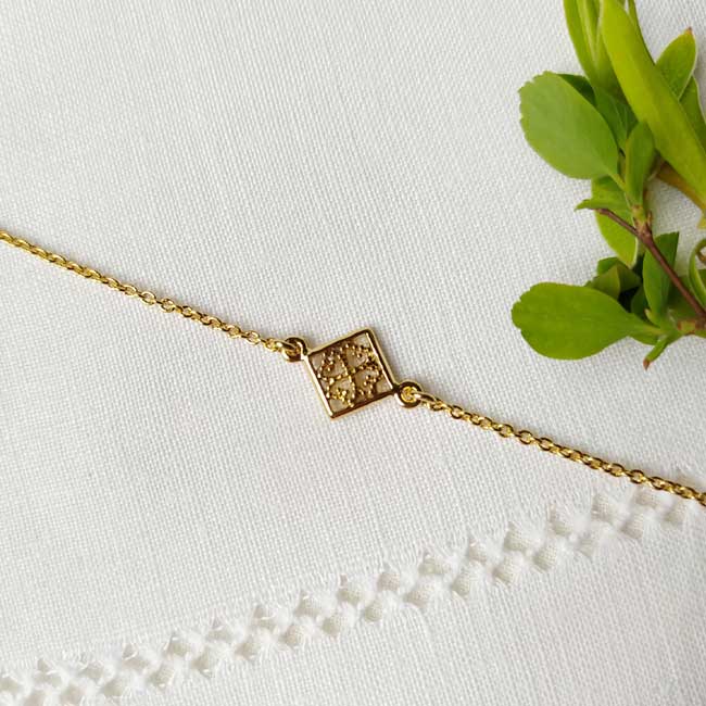Handmade-customed-handcrafted-adjustable-gold-bracelet-for-women-made-in-Paris