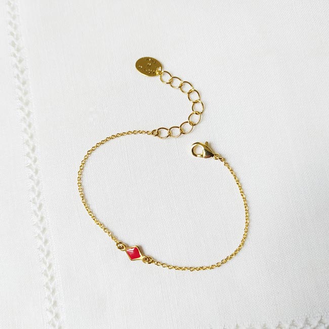 Handmade-customed-gold-thin-adjustable-red-bracelet-for-women-made-in-France