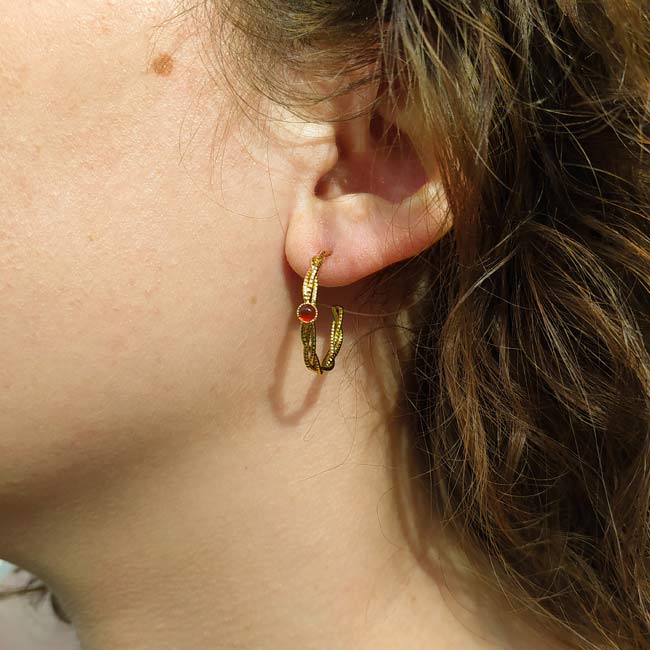 Customed-handmade-gold-earrings-for-women-with-orange-red-gemstone-made-in-Paris-France