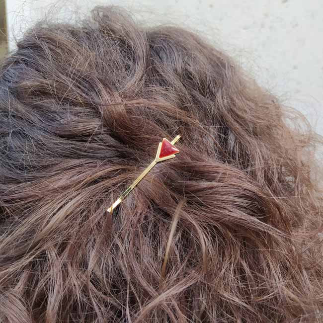Barrette-cheveux-bijoux-de-créateur-fantaisie-pour-femme-en-or-email-fait-à-Paris