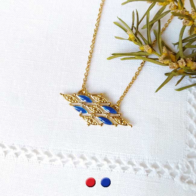 Bijoux-fantaisie-de-créateur-collier-avec-de-l-email-bleu-fait-à-Paris