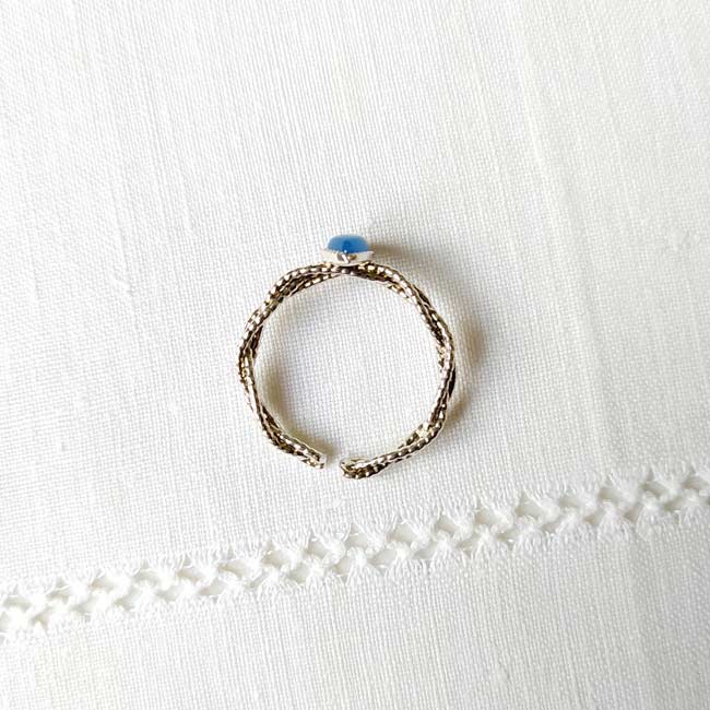 Handmade-customed-adjustable-silver-ring-for-women-with-garnet-gemstone-made-in-France
