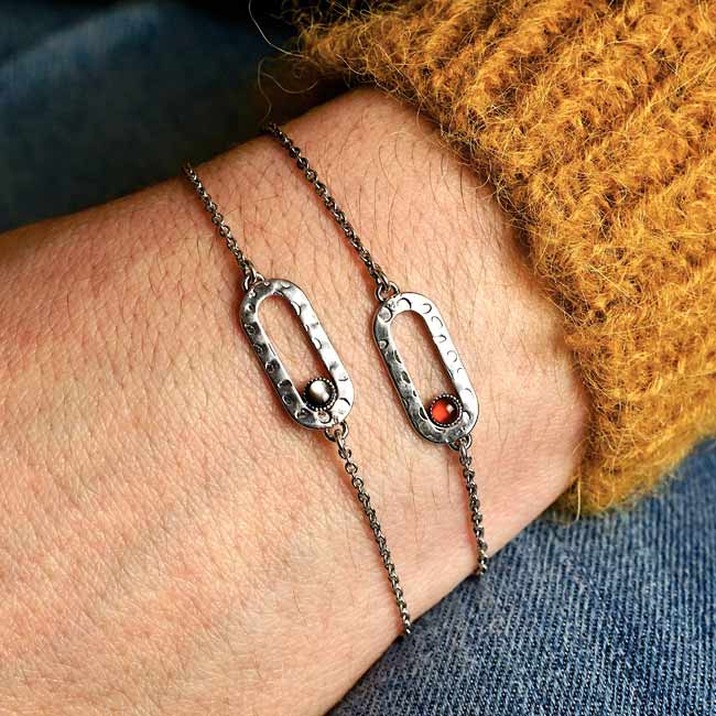 Fashion-customed-handmade-adjustable-silver-bracelet-for-women-with-carnelian-gemstone-made-in-France