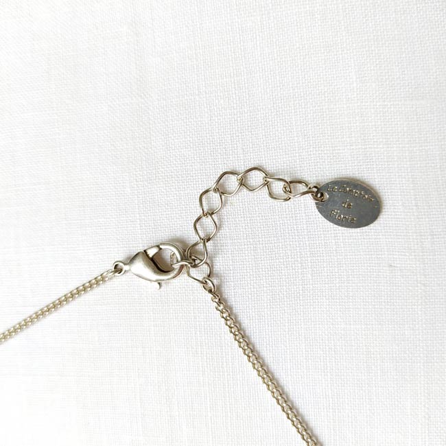Handmade-customed-short-silver-adjustable-necklace-for-women-with-gemstone-enamel-made-in-France