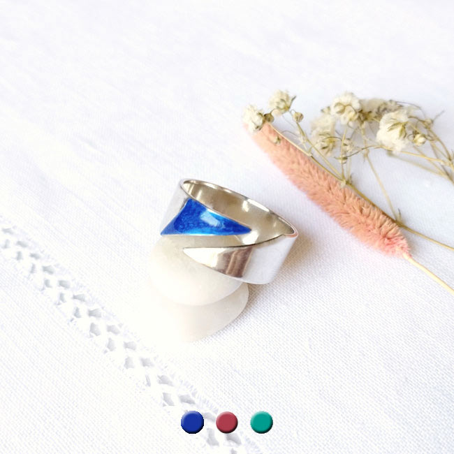 Fashion-customed-handmade-adjustable-silver-ring-for-women-with-royal-blue-cold-enamel-sold-online