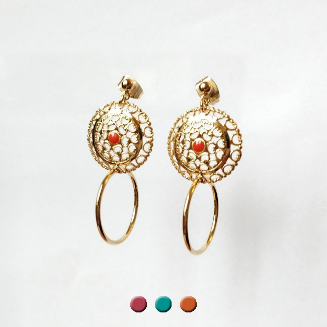 Handmade-customed-fashion-gold-earrings-for-woman-with-orange-red-cold-enamel-made-in-France