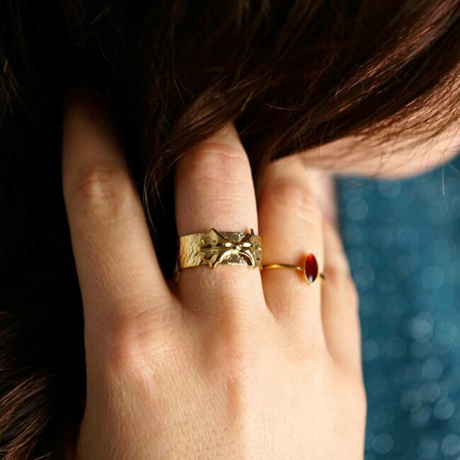 Customed-fashion-handmade-adjustable-gold-ring-for-women-in-Paris