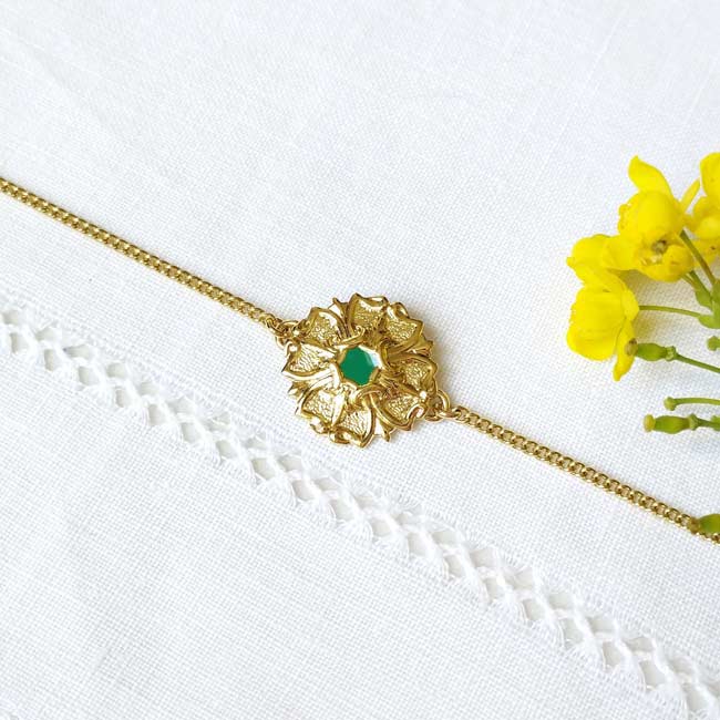 Handmade-fashion-customed-gold-adjustable-bracelet-for-women-with-green-enamel-in-France