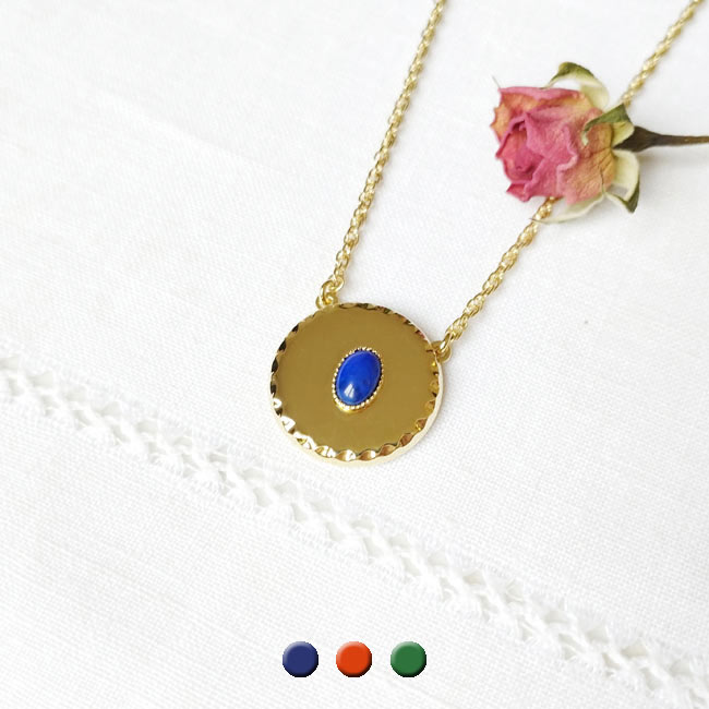 Customed-fashion-handmade-adjustable-gold-necklace-for-women-with-blue-sodalite-gemstone-in-France