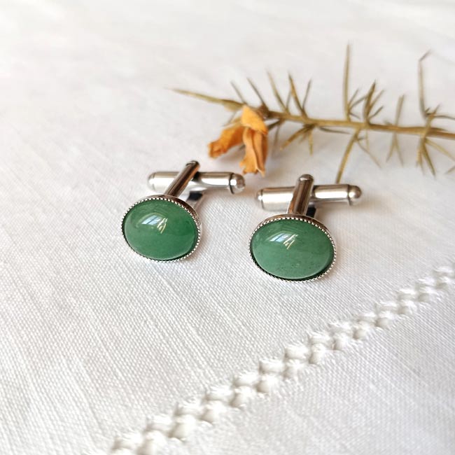 Accessoires-pour-homme-boutons-de-manchette-argentés-avec-pierre-verte-en-aventurine-fait-main-en-Gironde