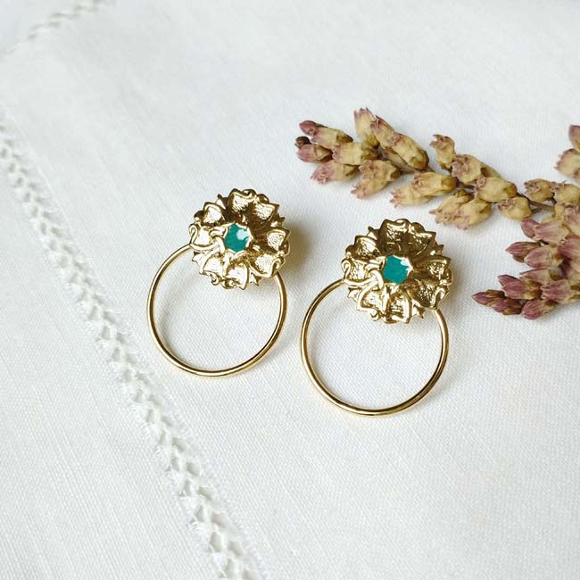 Bijoux-boucles-d-oreilles-fantaisie-createur-femme-or-fait-main-email-bleu-vert-gironde-france